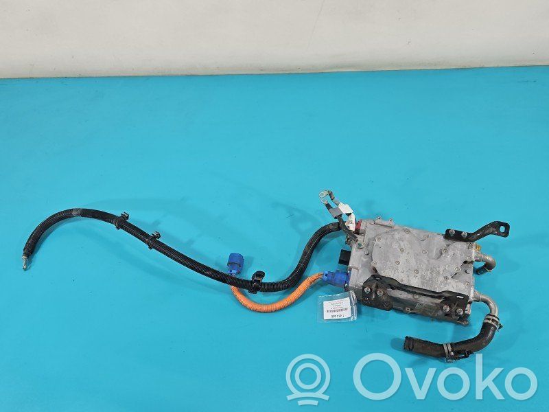 Tesla Model S Convertor-inversor tensiune 
