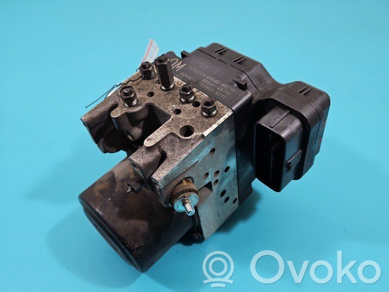 Lexus RX 330 - 350 - 400H ABS Pump 