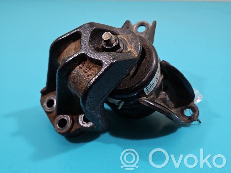 KIA Ceed Engine mounting bracket 
