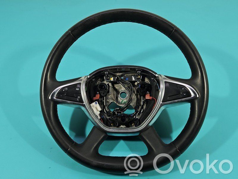Dacia Duster II Steering wheel 