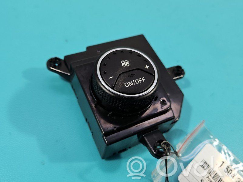 KIA Sorento Interruttore di controllo del sedile 