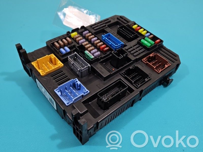 Citroen C4 Grand Picasso Central body control module 
