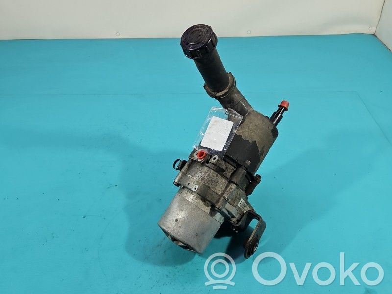 Citroen C4 II Power steering pump 