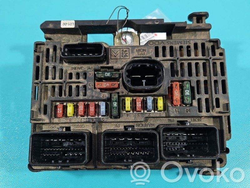 Peugeot 407 Unidad de control/módulo de carrocería central 