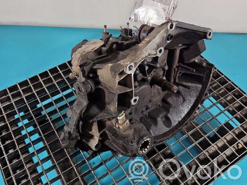 Citroen Saxo 5 Gang Schaltgetriebe 