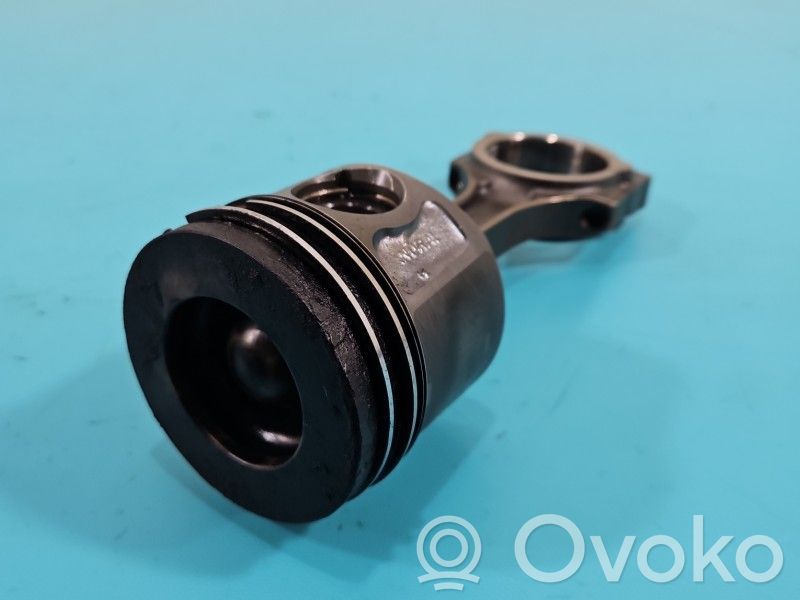 Ford Transit Piston