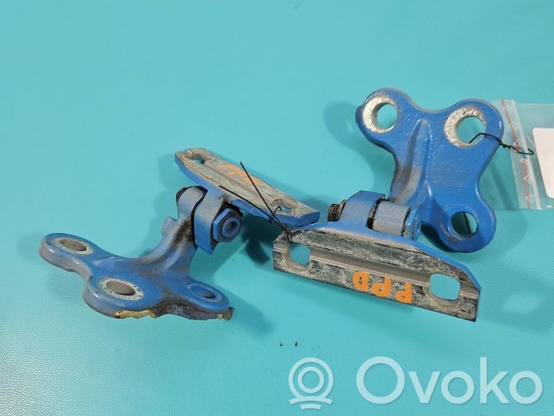 Volvo S60 Set di cerniere portiera anteriore