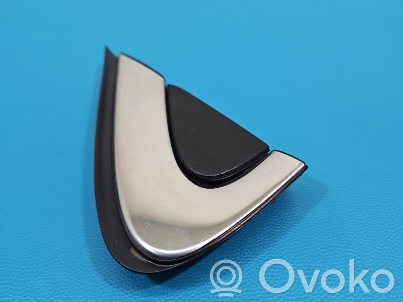 Renault Kadjar Ornament contur aripă față 