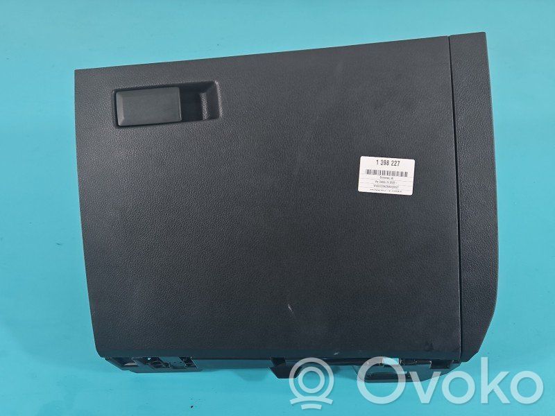 Schowek deski rozdzielczej   2K8857097P,IMPRK1398227