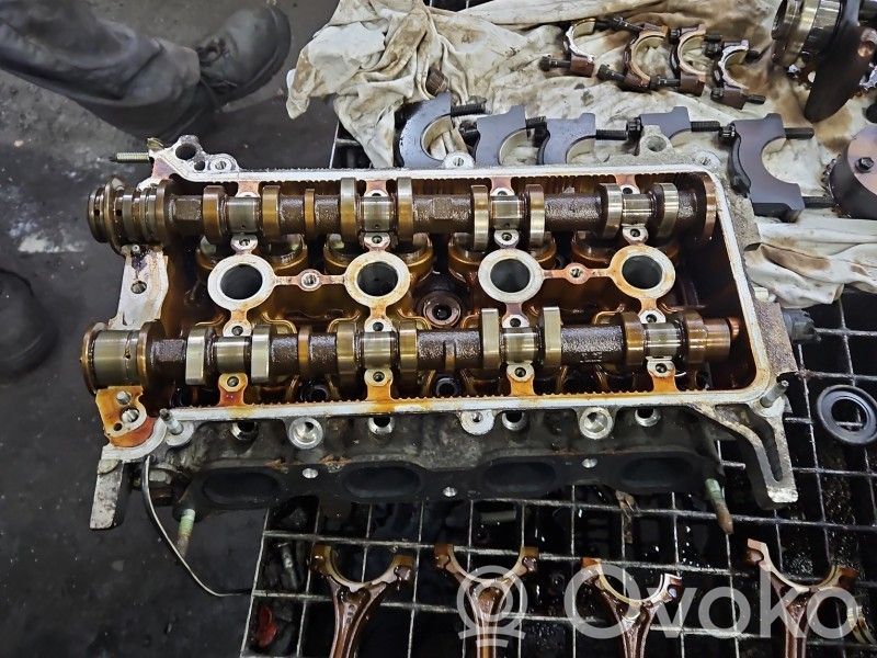 Toyota Prius (XW20) Engine head 