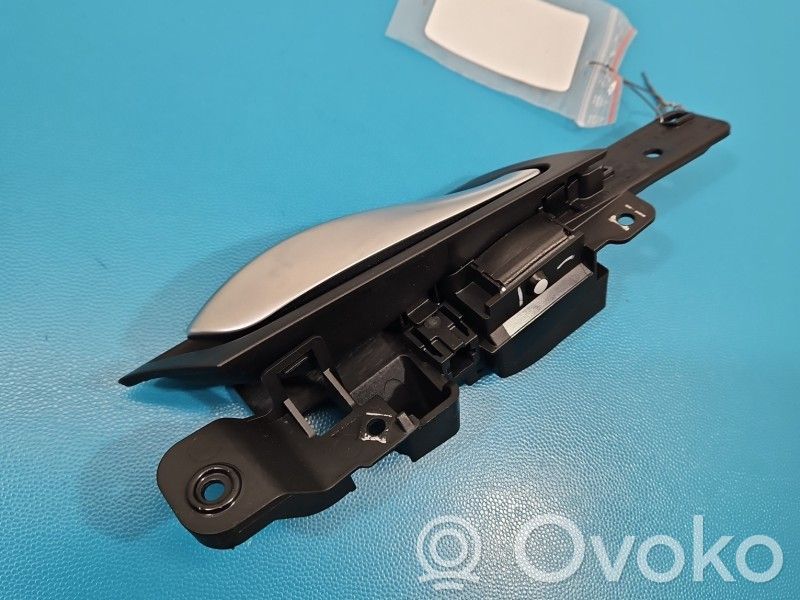 BMW X6 E71 Manecilla interna puerta trasera 