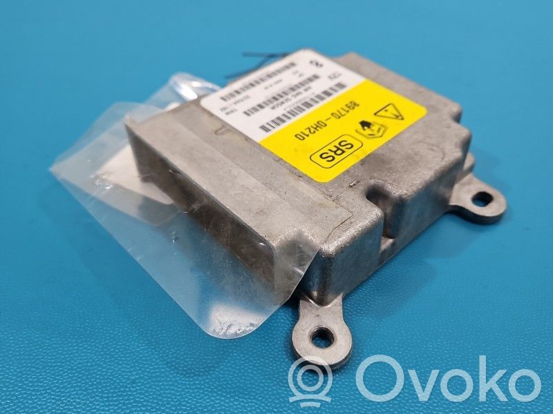 Toyota Aygo AB40 Airbag control unit/module 
