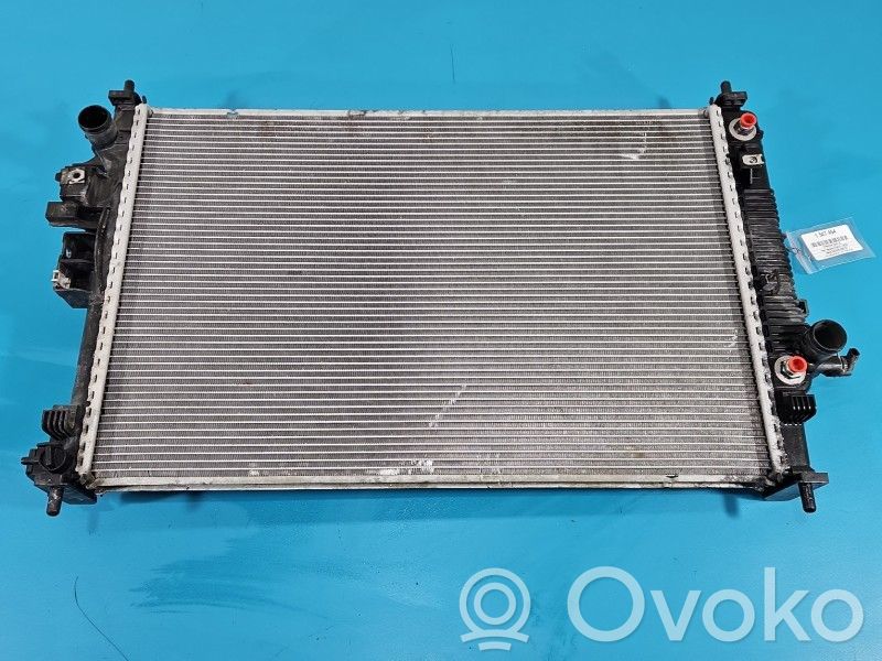Opel Insignia B Coolant radiator 