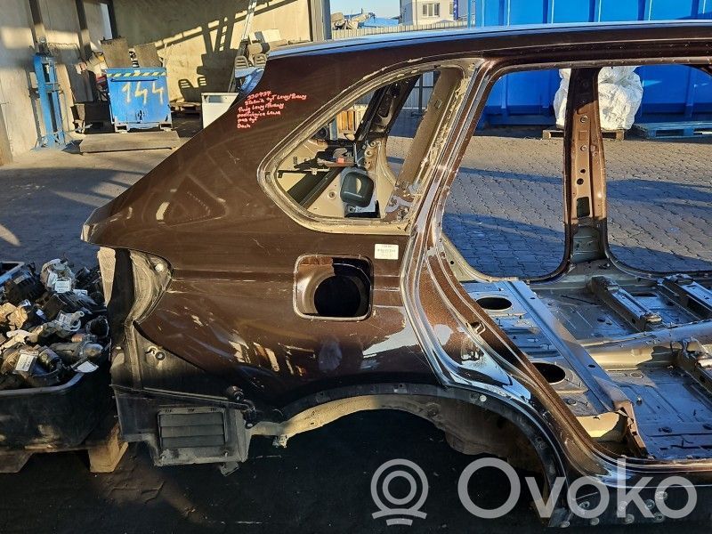 BMW X5 F15 Pannello laterale posteriore