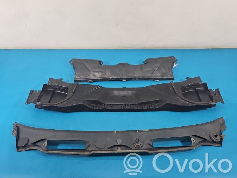 BMW 1 E81 E87 Wiper trim 