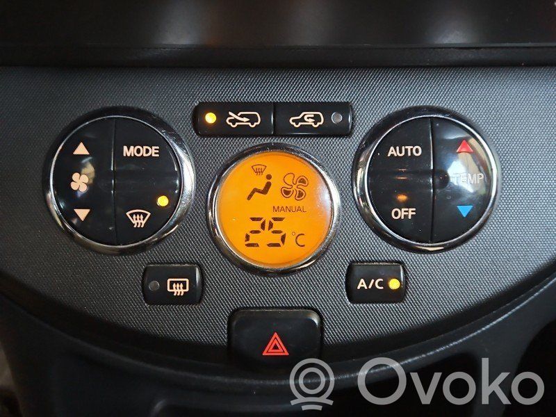 Nissan Note (E11) Climate control/heater control trim 