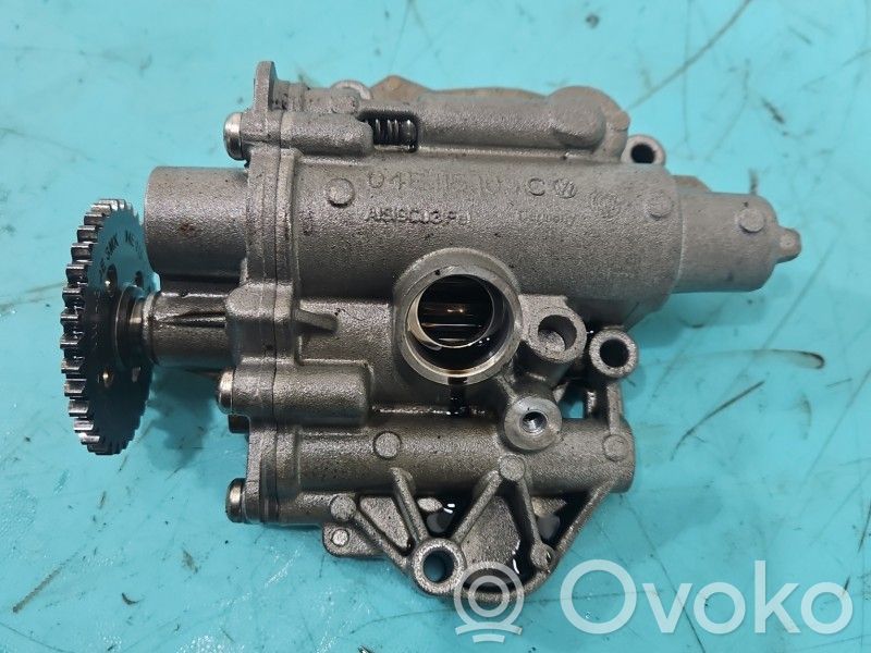 Volkswagen Golf VII Bomba de aceite 