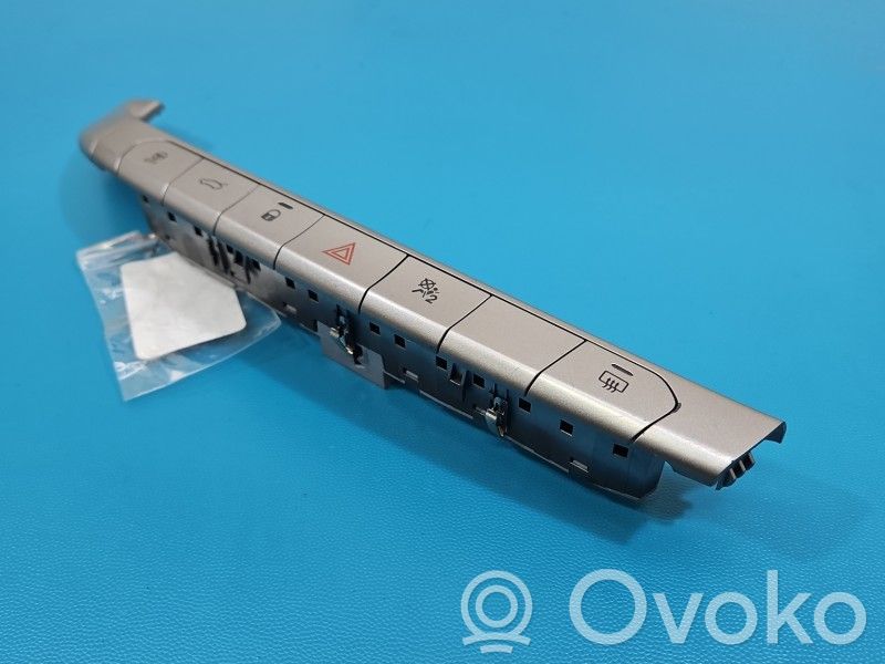 Fiat Tipo Botón interruptor de luz de peligro 