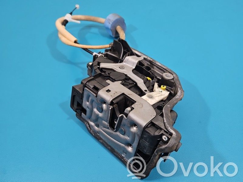 BMW 5 G30 G31 G38 Serratura portiera posteriore 