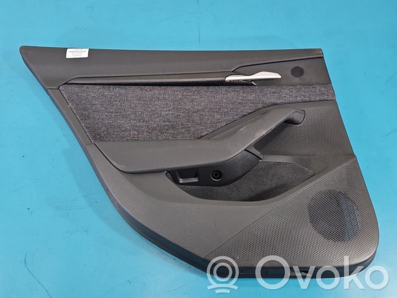 Revestimiento lateral trasero coupé   3P0867211,IMPRK1563292