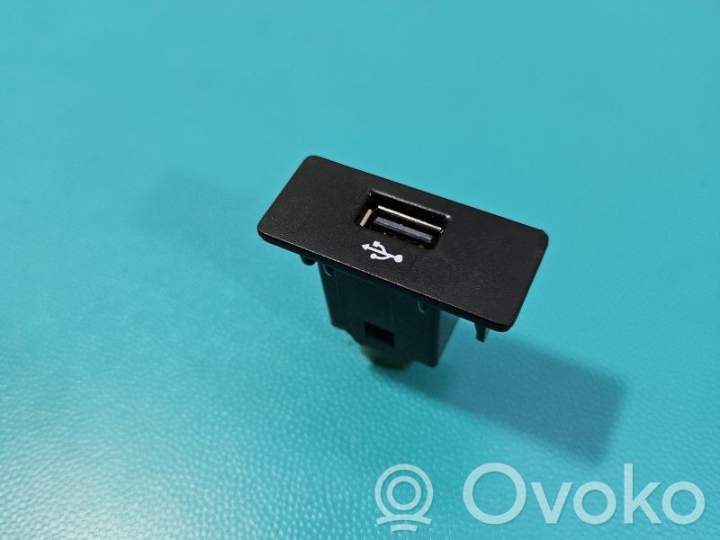 Gniazdo / Złącze USB   3V0035727,IMPRK1552044