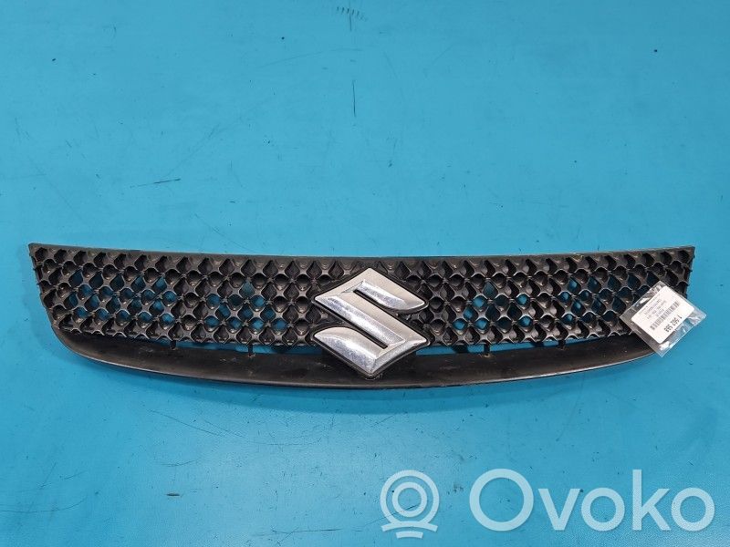 Suzuki SX4 Etupuskurin ylempi jäähdytinsäleikkö 