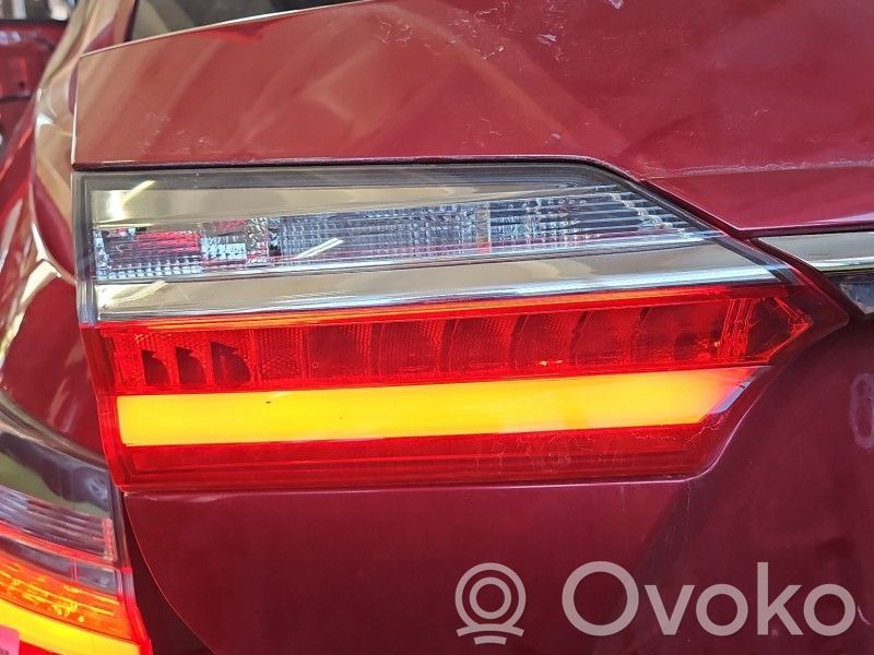Toyota Corolla E160 E170 Lampă spate în caroserie 