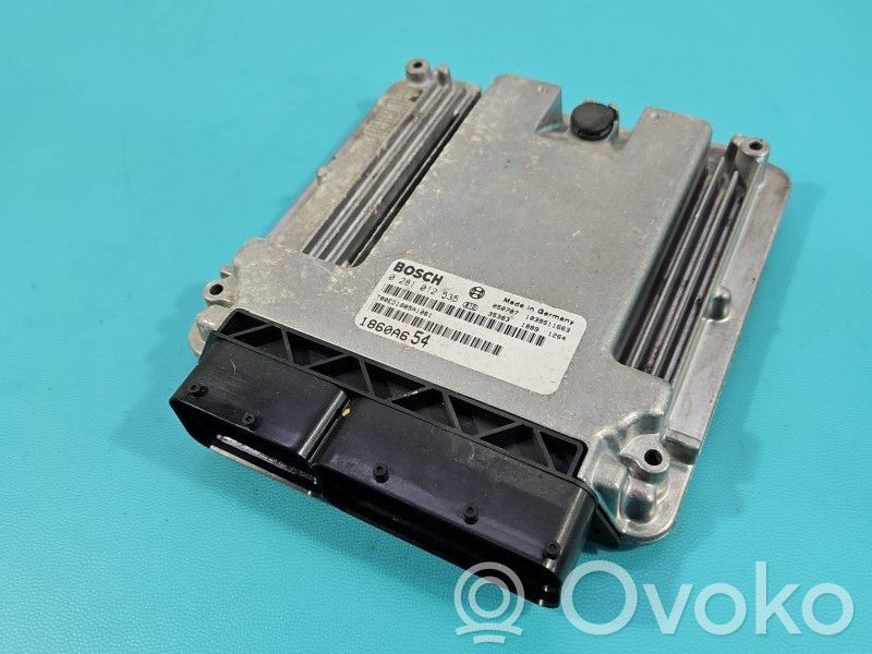 Mitsubishi Grandis Engine control unit/module ECU 