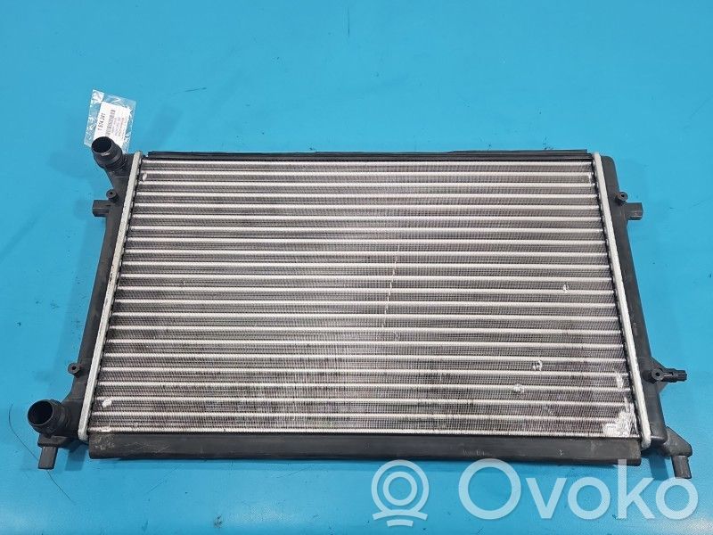 Volkswagen Golf V Radiatore di raffreddamento 