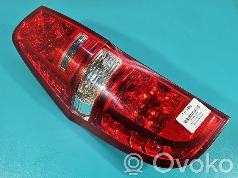Hyundai H-1, Starex, Satellite Luci posteriori