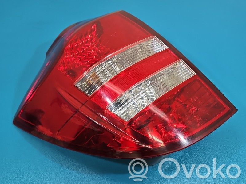 KIA Ceed Luci posteriori 