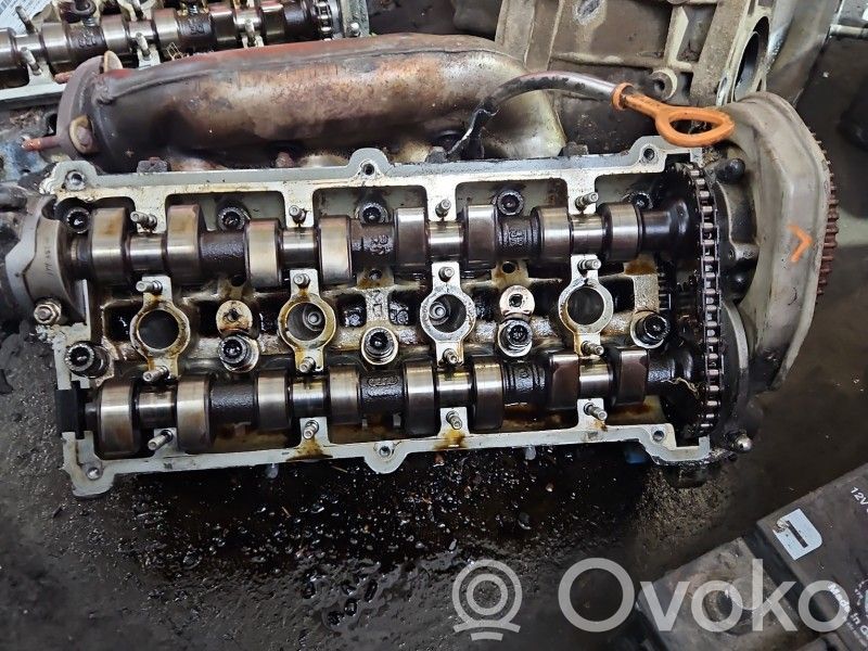 Audi A8 S8 D2 4D Engine head 