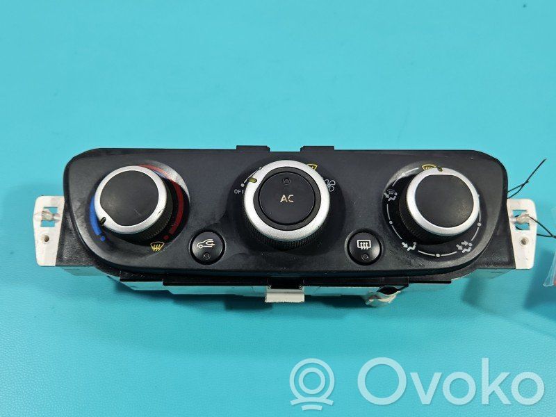 Renault Megane III Console centrale, commande chauffage/clim