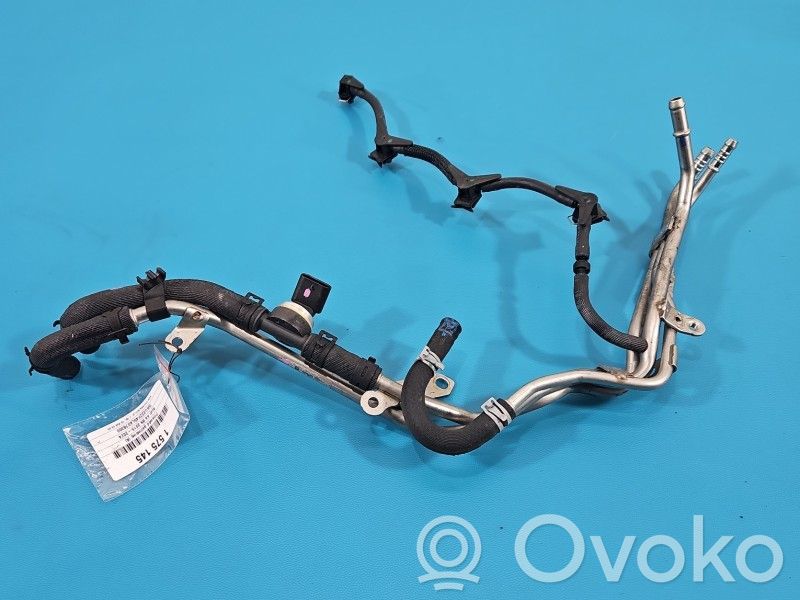 Audi A4 S4 B9 8W Tubo carburante 