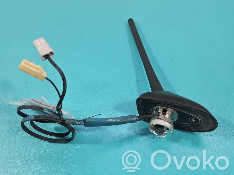 Toyota Avensis T270 Antenă radio
