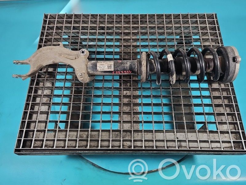 Audi Q7 4M Stoßdämpfer vorne 
