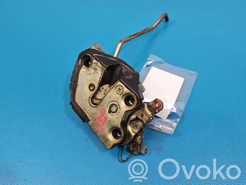 Daihatsu Feroza Încuietoare ușă față 