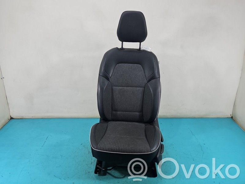 Renault Clio V Sedile anteriore del conducente 