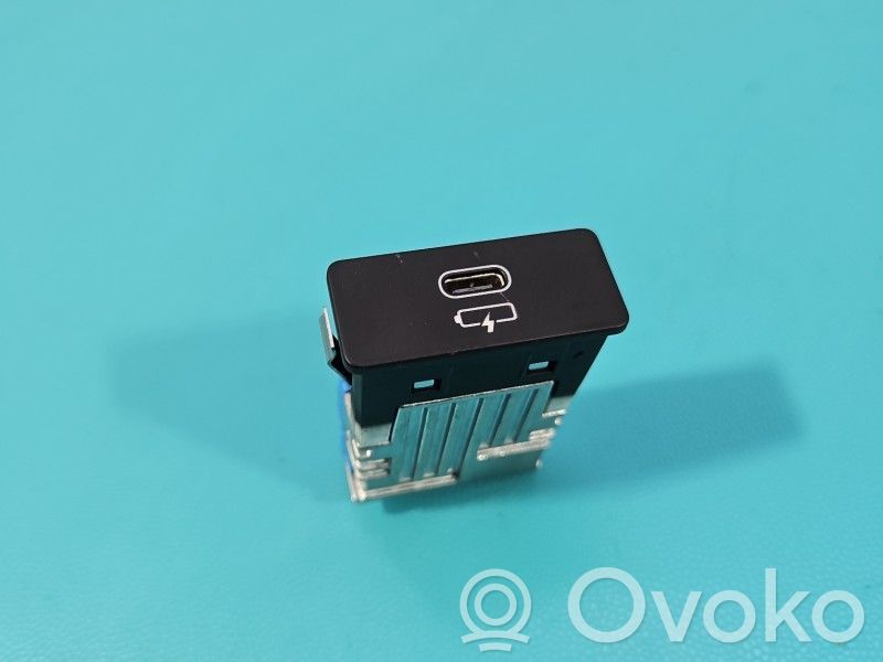 Enchufe conector USB   8711940,IMPRK1586447,530601
