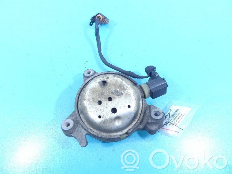 Audi A8 S8 D4 4H Gearbox mounting bracket 