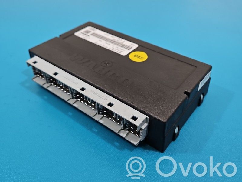 Audi A8 S8 D4 4H Central body control module 