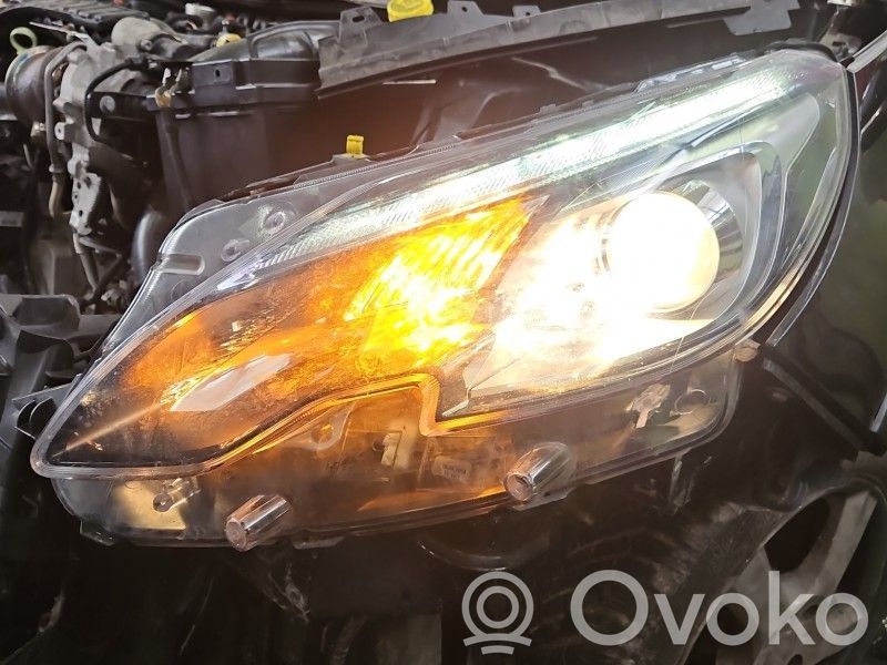 Peugeot 2008 I Faro/fanale 