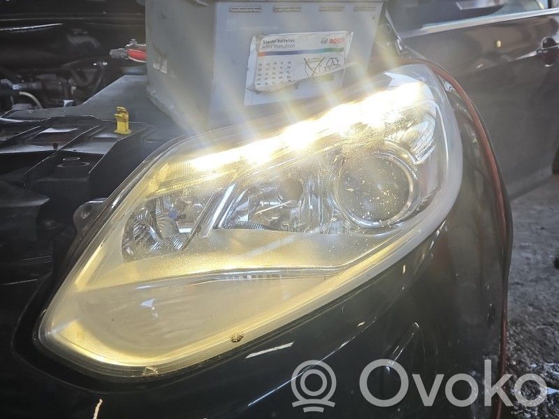 Ford Focus Headlight/headlamp 