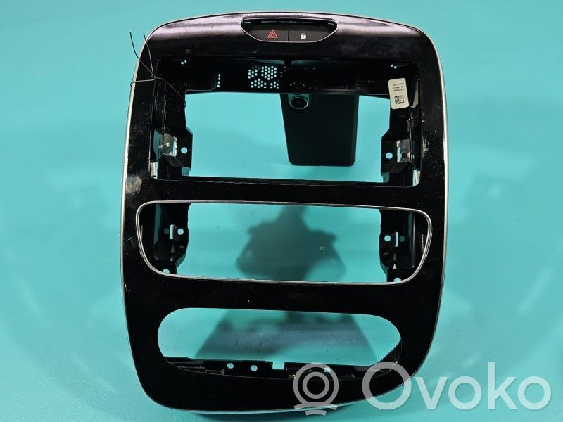 Renault Clio IV Panelės apdaila 