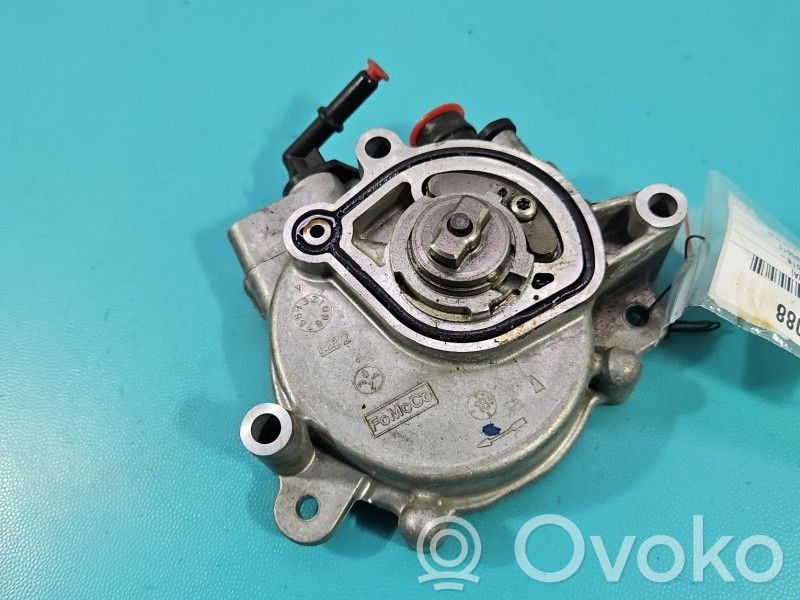 Ford Focus Vacuum pump 