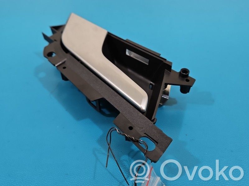 Audi A4 S4 B9 8W Front door interior handle 