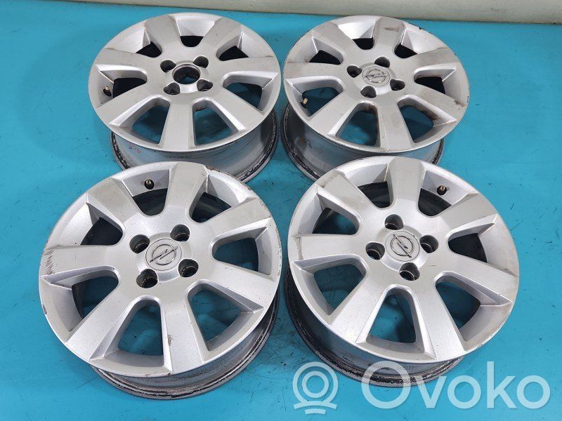 Opel Corsa C Jante alliage R15 