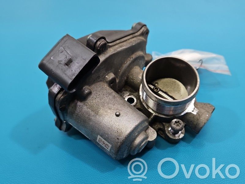 Audi A4 S4 B9 8W Drosselklappe 
