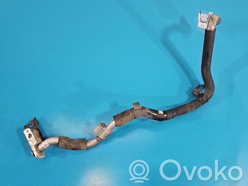 Honda CR-V Ilmastointilaitteen putki (A/C)