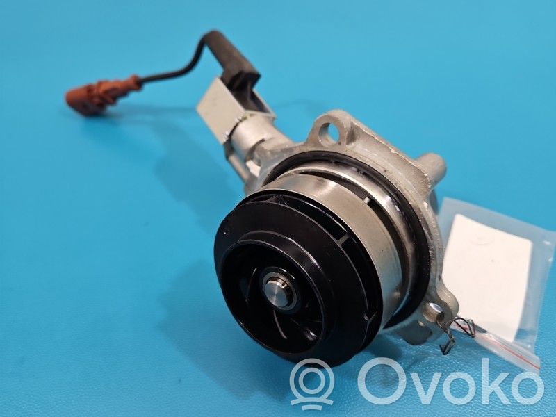 Audi A4 S4 B9 8W Pompa wody 